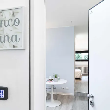 شقة Bianche - By Adriano Group بولونيا